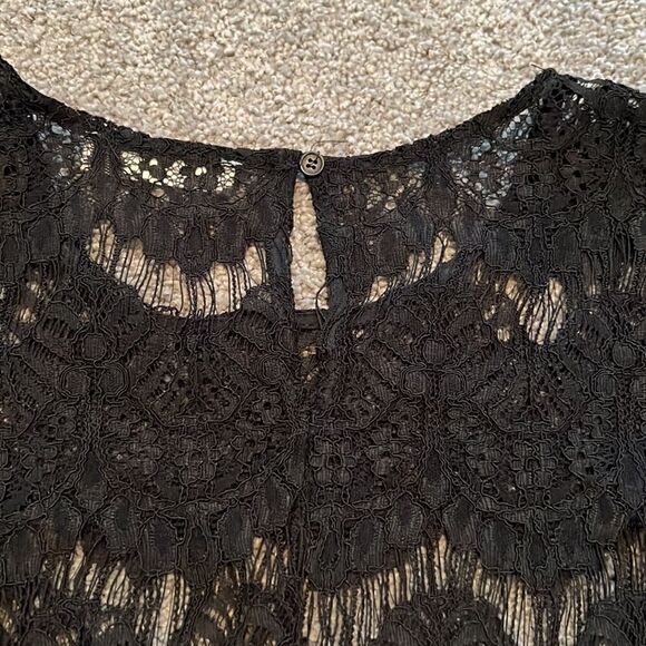 Elodie Lace Top   - Picture 5 of 7